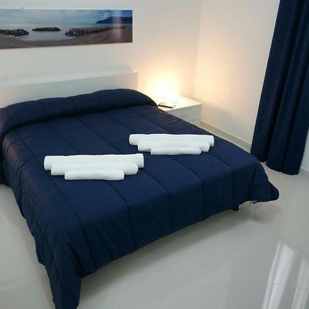 Bed and Breakfast Al Porticciolo Salerno Zewnętrze zdjęcie