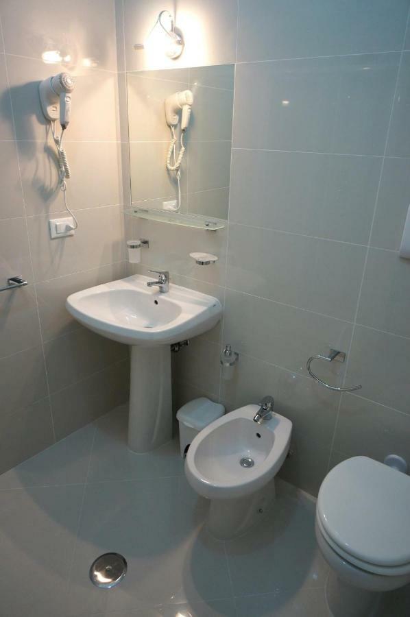Bed and Breakfast Al Porticciolo Salerno Zewnętrze zdjęcie