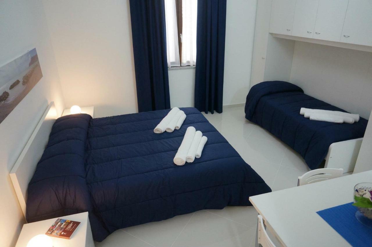 Bed and Breakfast Al Porticciolo Salerno Zewnętrze zdjęcie