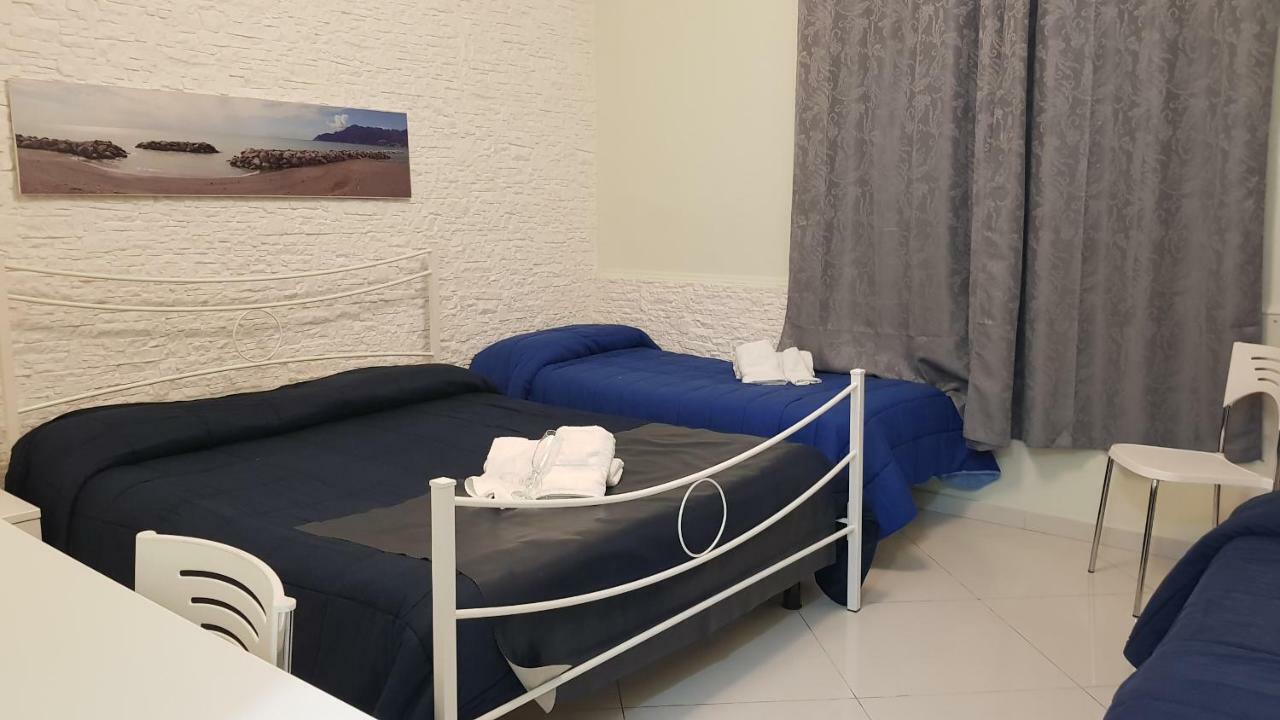 Bed and Breakfast Al Porticciolo Salerno Zewnętrze zdjęcie