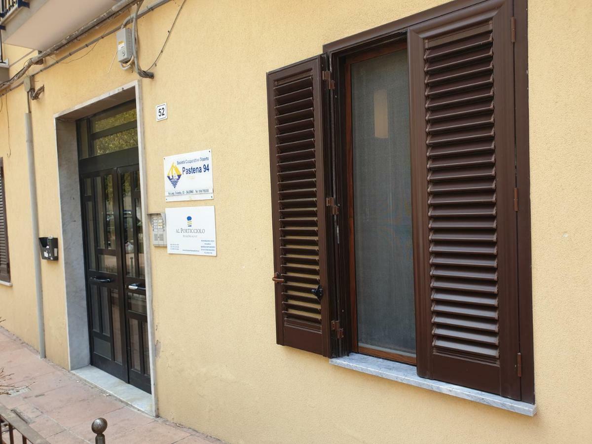 Bed and Breakfast Al Porticciolo Salerno Zewnętrze zdjęcie